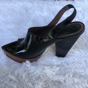 Marni Peep Toe slingback black platform patent leather sandals 38.5 US 8